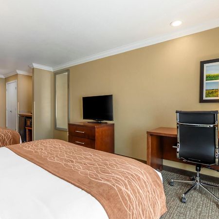 Comfort Inn Арката Екстер'єр фото