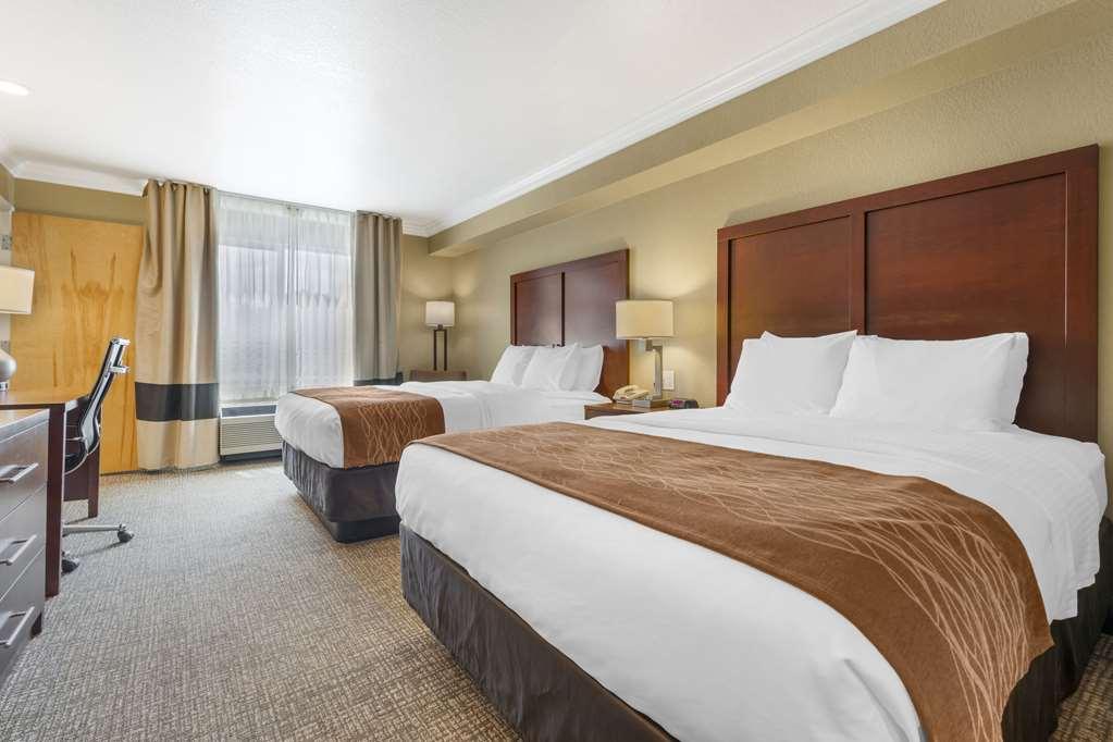 Comfort Inn Арката Номер фото