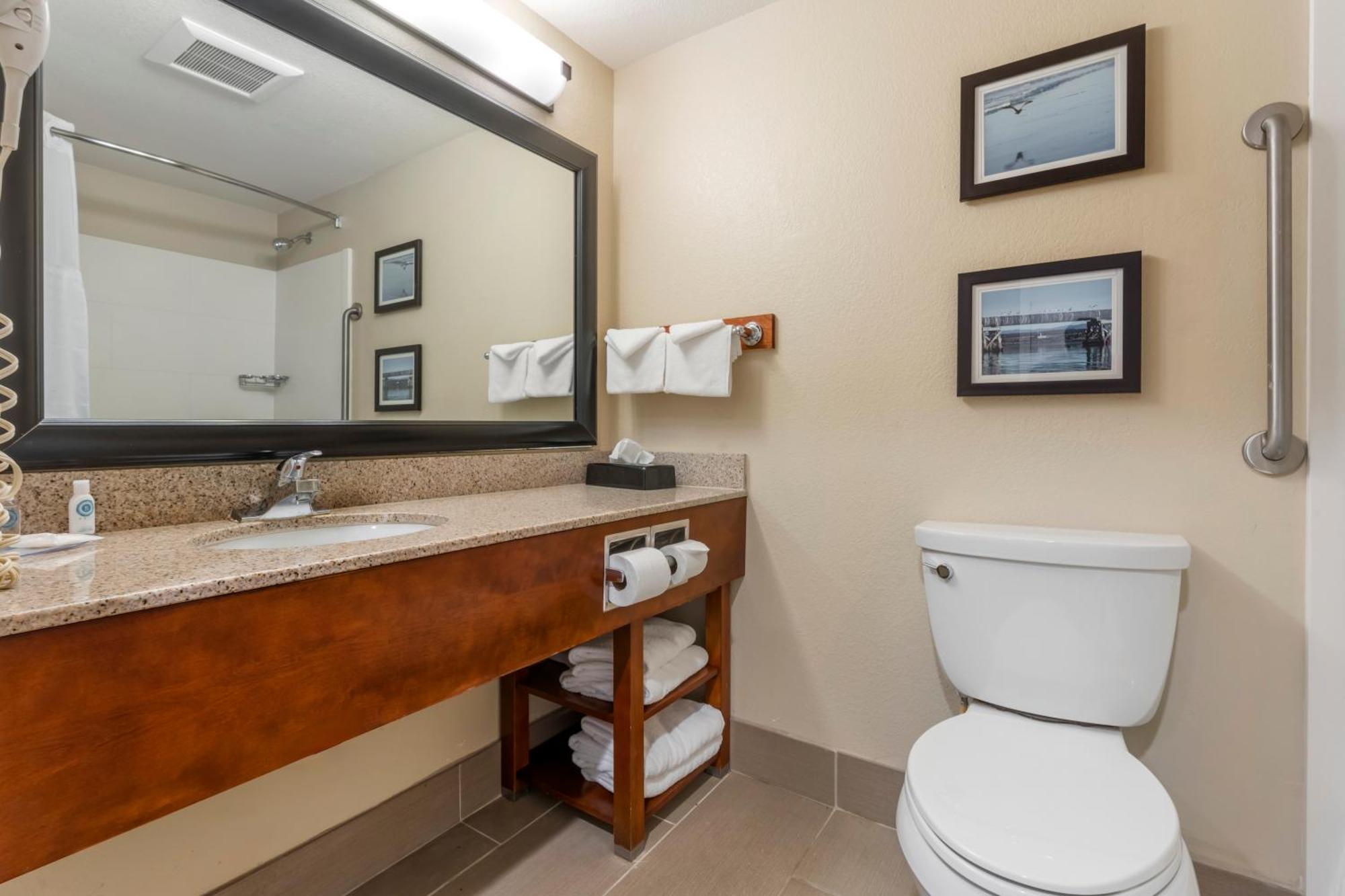 Comfort Inn Арката Екстер'єр фото
