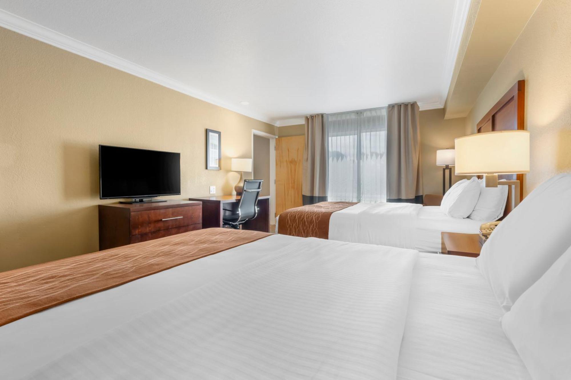 Comfort Inn Арката Екстер'єр фото