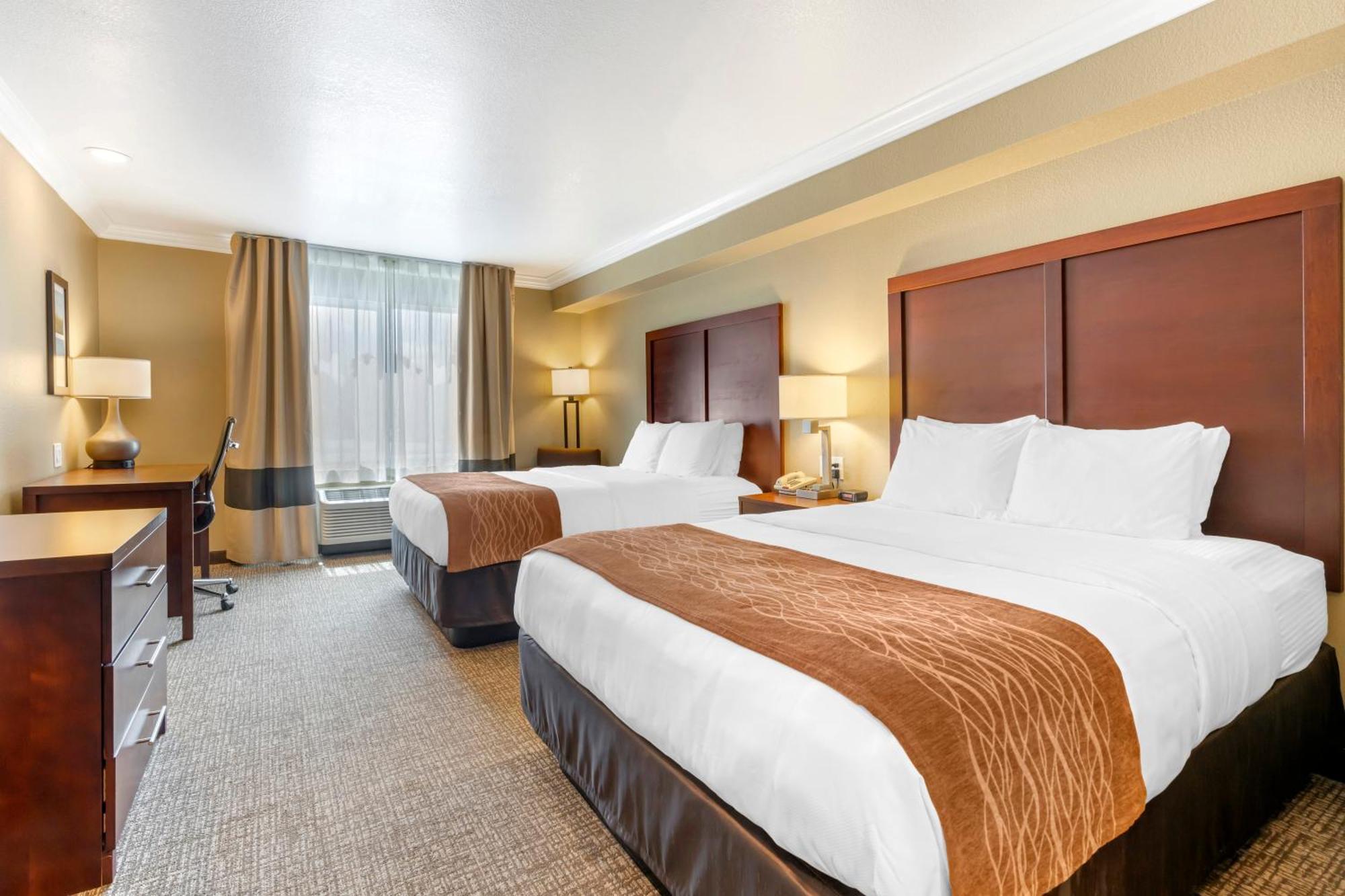 Comfort Inn Арката Екстер'єр фото
