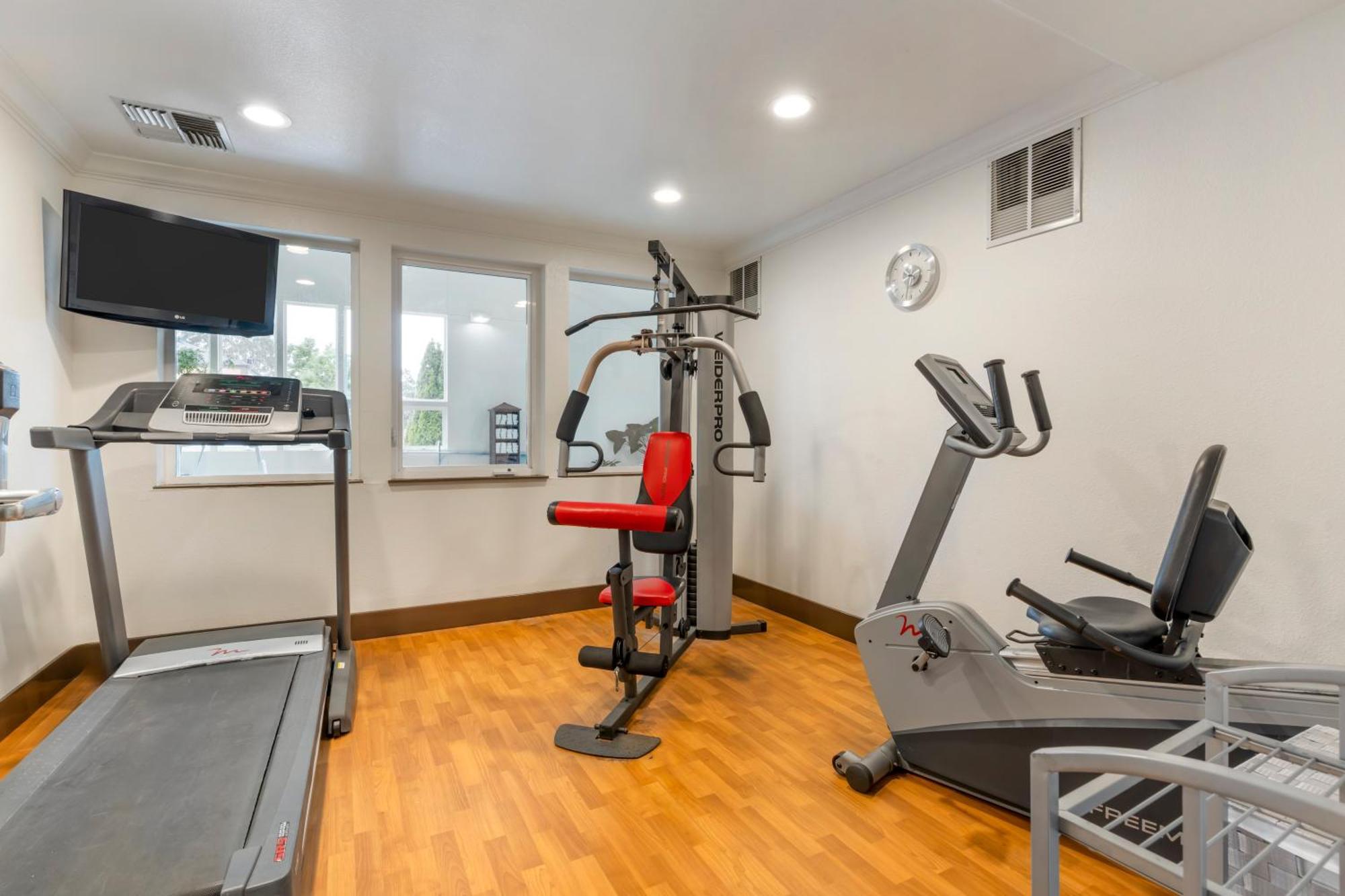 Comfort Inn Арката Екстер'єр фото