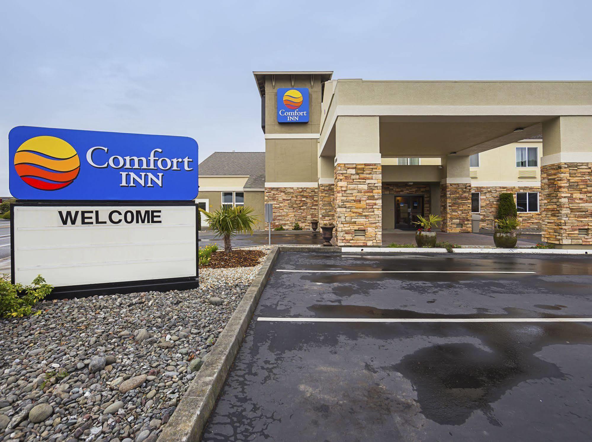 Comfort Inn Арката Екстер'єр фото